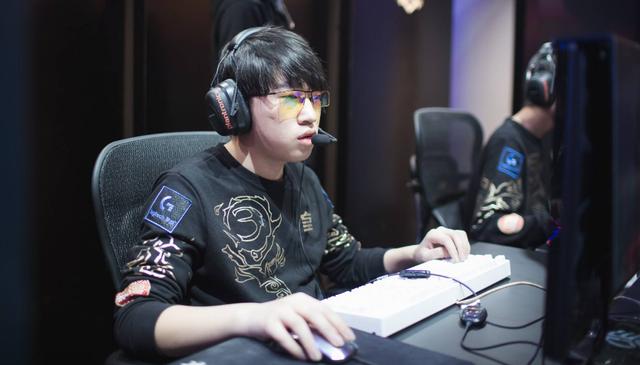 历着一场不 历着一场不