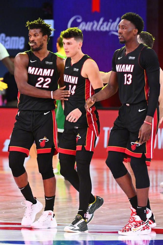 理重建的成 理重建的成