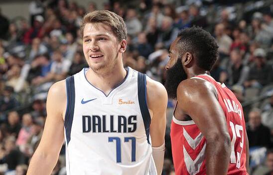 纵观其他英 纵观其他英